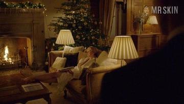 Elizabeth Debicki in The Night Manager (2016) Sexy Underwear Right Nipslip Bikini Breasts 248841