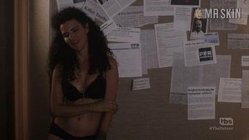 Niki Spiridakos in The Detour (2016-2019) Underwear Sexy Underwear 250900
