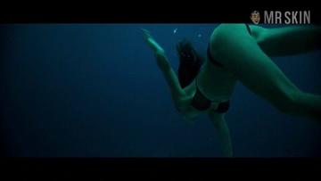 Teresa Palmer in Point Break (2015) Bikini Sexy Bikini Sexy 250717