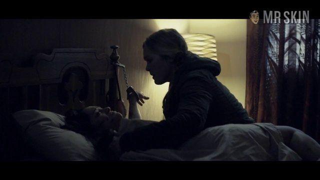 Tara Arroyave in Blackway (2015) Right Breast Breasts Right Breast 251230