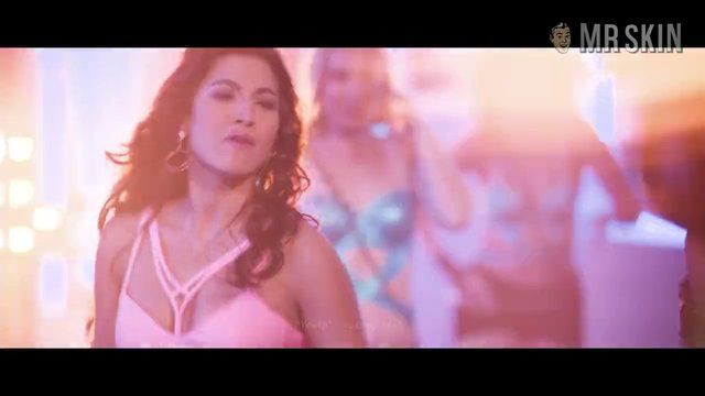 Gauhar Khan in Kya Kool Hain Hum 3 (2016) Sexy Sexy Underwear 251765