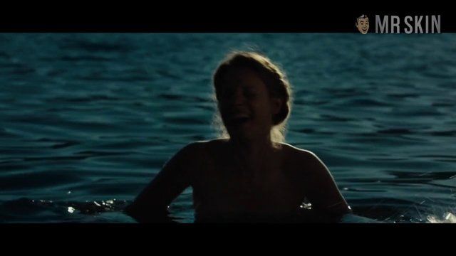 Sexiest Scenes of Gwen Turley from Brother Nature. Sexy, bikini. 253187