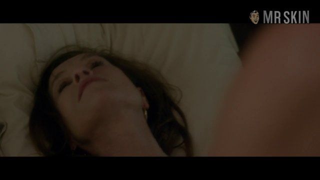 Isabelle Huppert Naked in Elle. Breasts, butt, right breast. 253201