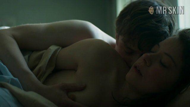 Tatiana Maslany Naked in Two Lovers and a Bear. Breasts, butt, left breast. 253297