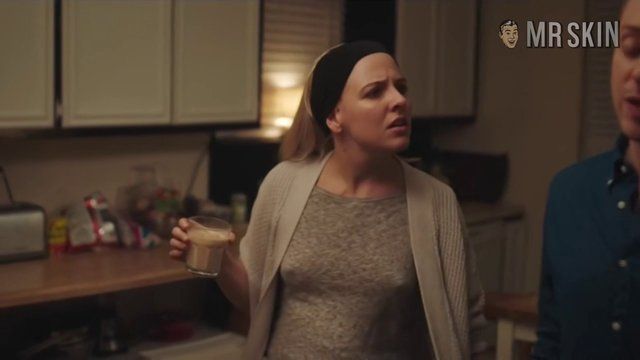 Hottest Heléne Yorke Scene in High Maintenance. Sexy. 253382