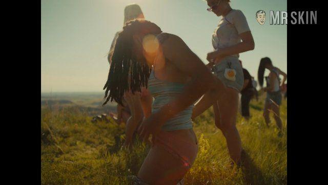 Sasha Lane in American Honey (2016) Butt Bush Butt 253482