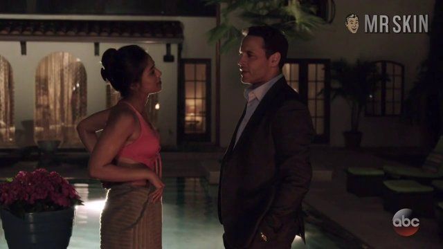 Hottest Sarah Keaton Scenes. Bikini, Sexy. 253551