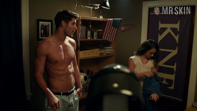 Ann Pirvu in Total Frat Movie (2016) Sexy Bikini Sexy 253630