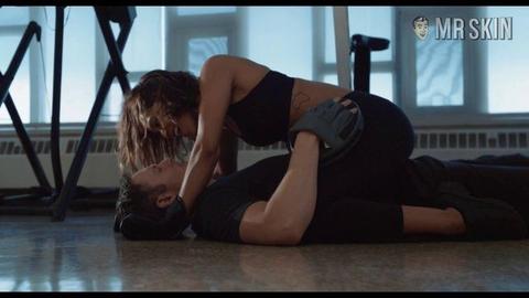 Sexiest Scenes of Guts from Painkillers. Underwear. 253763
