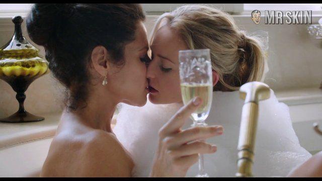 Tina Arning, Karli Rae Grogan in The Morning After (2015) Lesbian Lesbian 254021