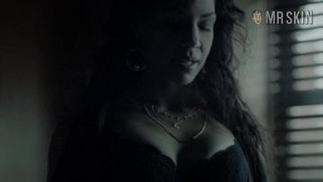 Amanda Brugel in Eyewitness (2016) Underwear Underwear 254303