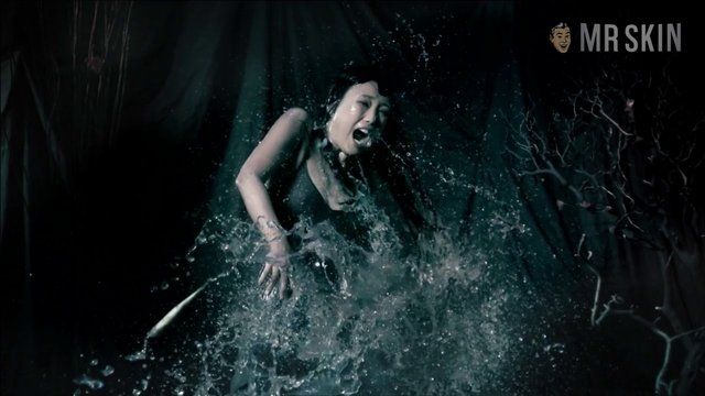 Maya Murofushi in The Nightless City (2014) Nipslip Sexy Breasts Left Breast 254581