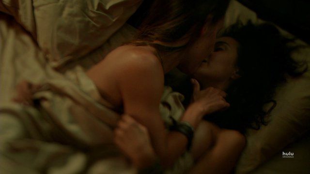 Sexiest Emmanuelle Chriqui Scene in Shut Eye. Lesbian, Sexy, bikini, breasts. 264133