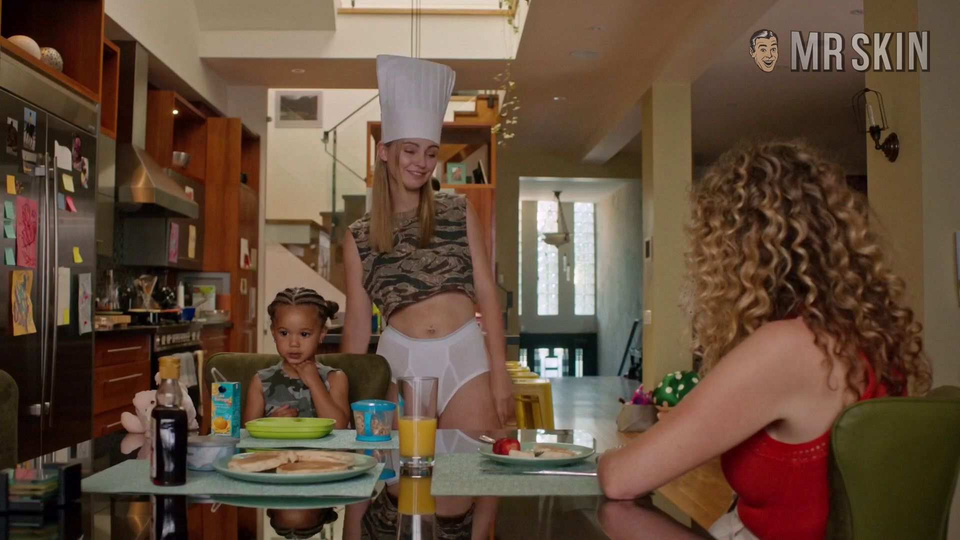 Workin' Moms's Sexiest Scenes with Aviva Mongillo. Sexy, Underwear, lesbian. 302208