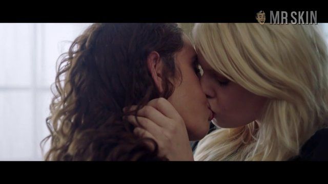 Chloe Farnworth, Lauryn Nicole Hamilton in Ava's Impossible Things (2016) Lesbian Sexy Breasts Lesbian 256321