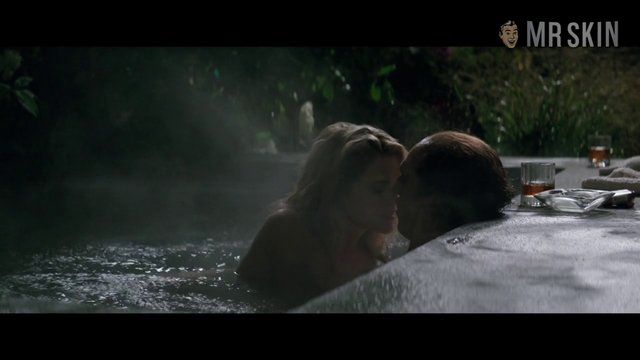 Rachael Taylor in Gold (2016) Sexy Sexy 257105