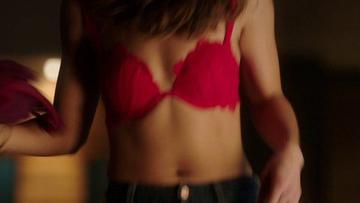 Danielle Campbell in Famous in Love (2017-2018) Underwear Bikini Sexy 266748