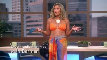 Chloe Bridges, Fiona Gubelmann, Camille Guaty, Tichina Arnold, Vanessa Williams in Daytime Divas (2017) Bikini Sexy Bikini Lesbian 259498