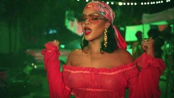 Rihanna in Wild Thoughts Sexy Sexy 259692