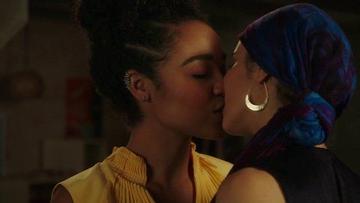 Aisha Dee, Nikohl Boosheri in The Bold Type (2017-2021) Lesbian Lesbian Sexy 270167