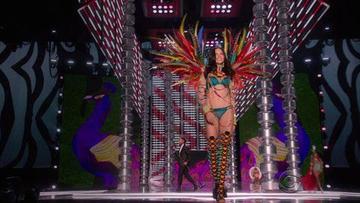 Adriana Lima, Jasmine Tookes in The Victoria's Secret Fashion Show 2017 (2017) Underwear Underwear 264003