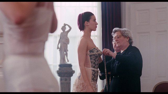 Lujza Richter in Phantom Thread (2017) Sexy Sexy 264395