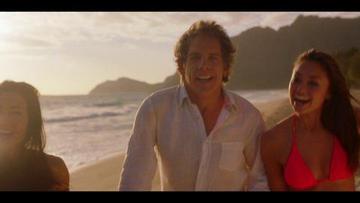 Shazi Raja, Luisa Lee in Brad's Status (2017) Bikini Bikini 264792