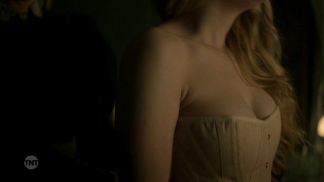 Sexiest Scenes of Sara Howard from The Alienist. Sexy. 265019