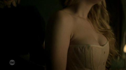 Sexiest Scenes of Sara Howard from The Alienist. Sexy. 265019