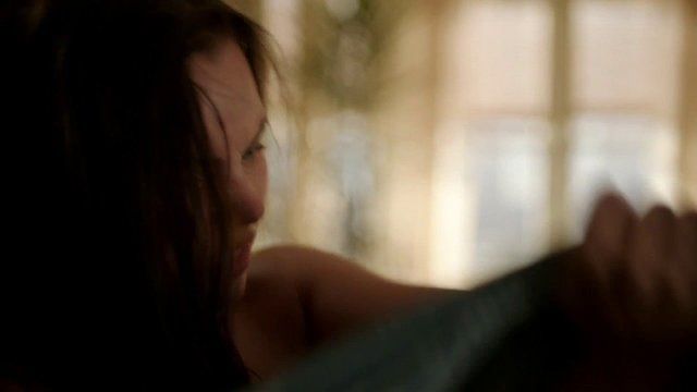 Sexiest Scenes of Ryn from Siren. Sexy, butt, lesbian. 266531