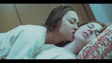 Sonja O'Hara, Alice Kremelberg in Doomsday (2016) Lesbian Breasts Bush 266544