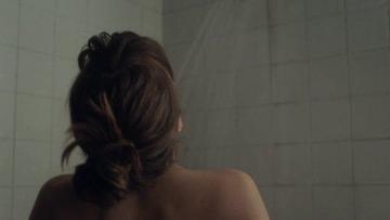 Ella Purnell in Sweetbitter (2018-2019) Sexy Breasts Butt 268467