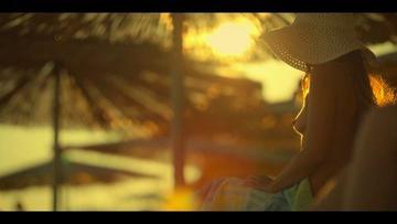 Phoebe Robinson in Ibiza (2018) Sexy Bikini Sexy 267648