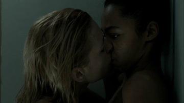 Maggie Civantos, Berta Vázquez in Locked Up (2015-2019) Lesbian Breasts Butt 268749