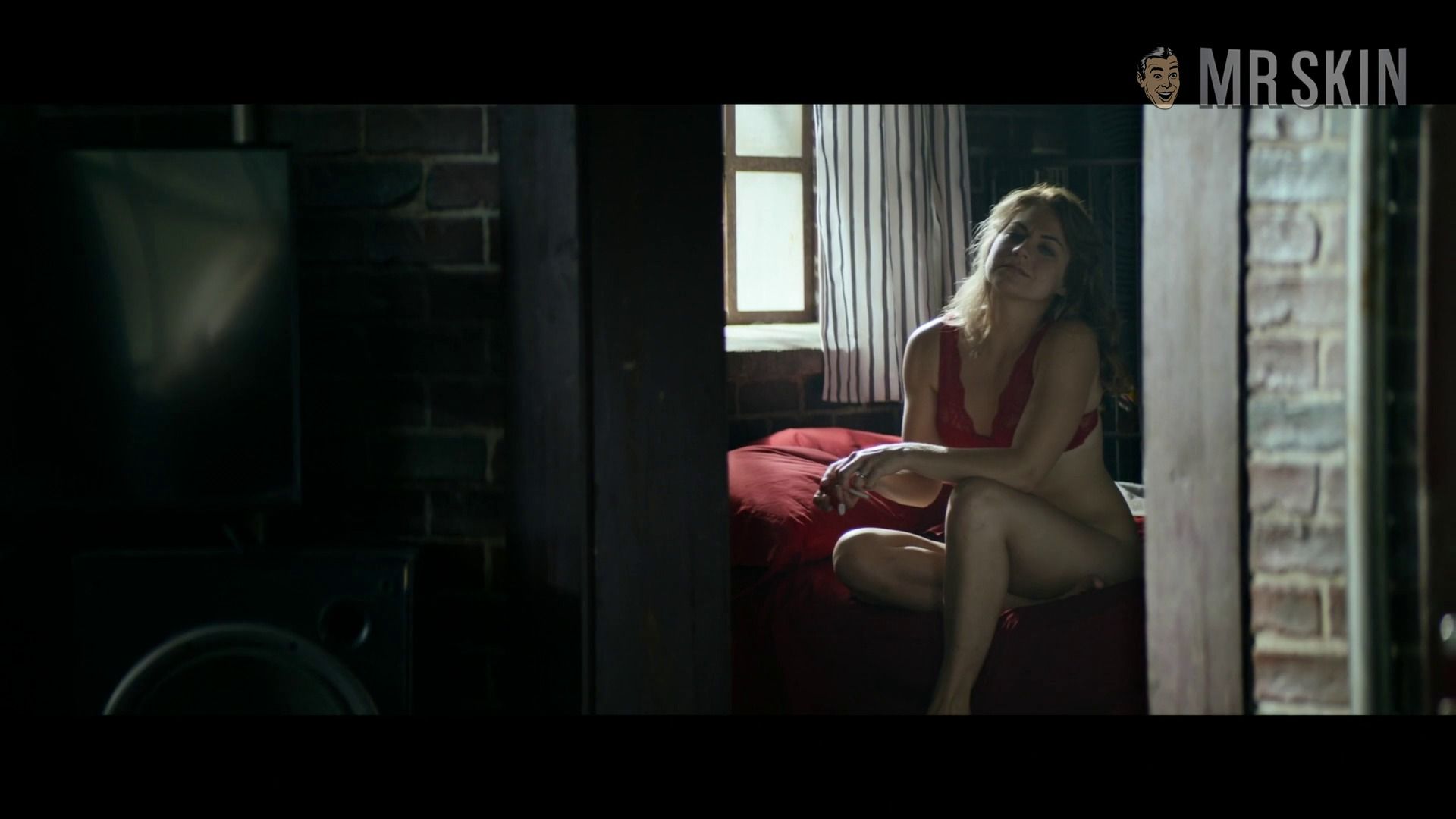 Erin Schaut in Tell Me a Story (2018-2019) Butt Underwear Butt Sexy 296814