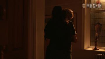 Mae Martin, Charlotte Ritchie in Feel Good (2020-2021) Lesbian Breasts Butt 323429