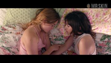 Liana Liberato in Banana Split (2018) Sexy Bikini Sexy 303288