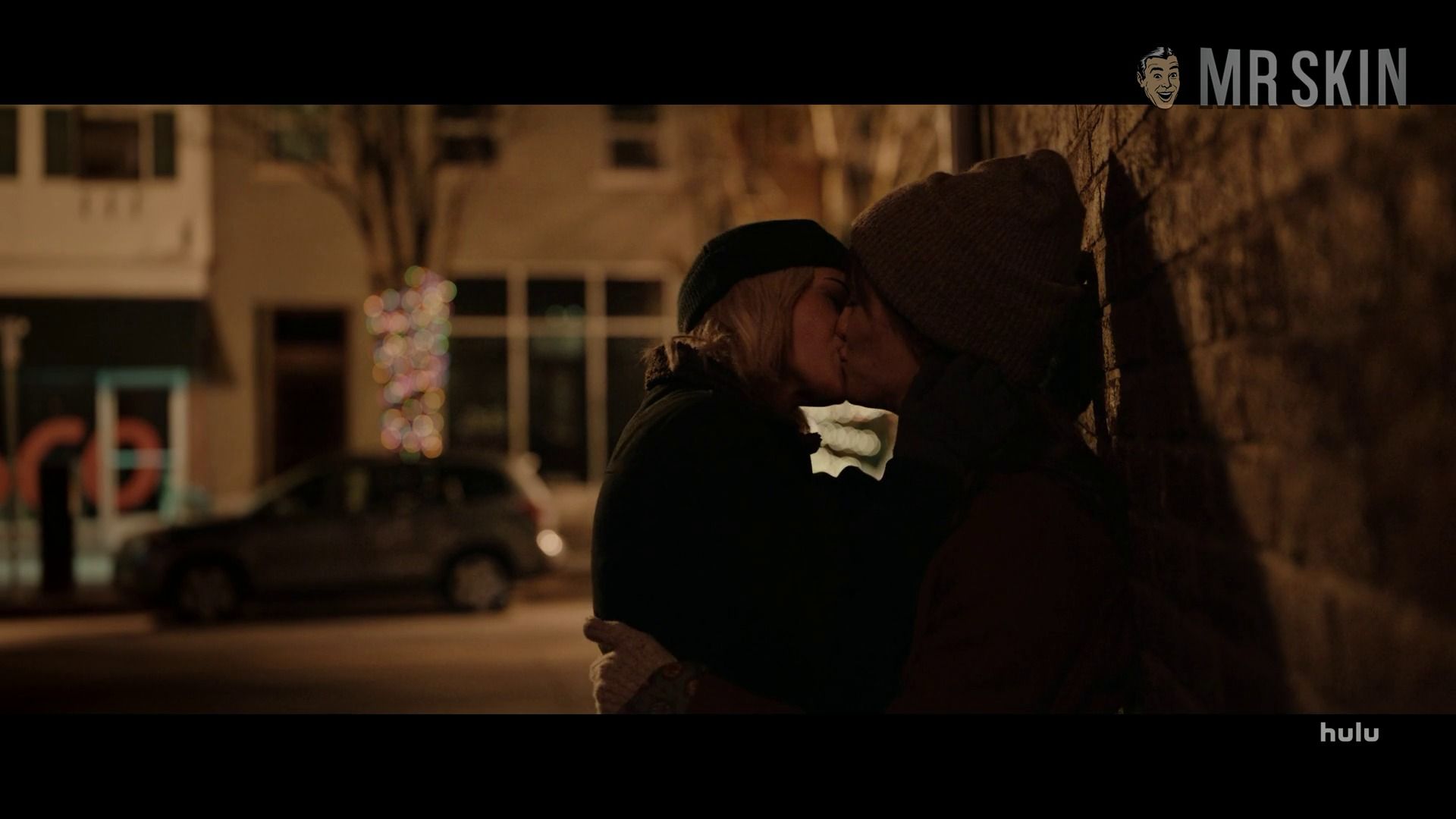 Sexiest Scenes of Abby from Happiest Season. Lesbian, sexy, underwear. 315101