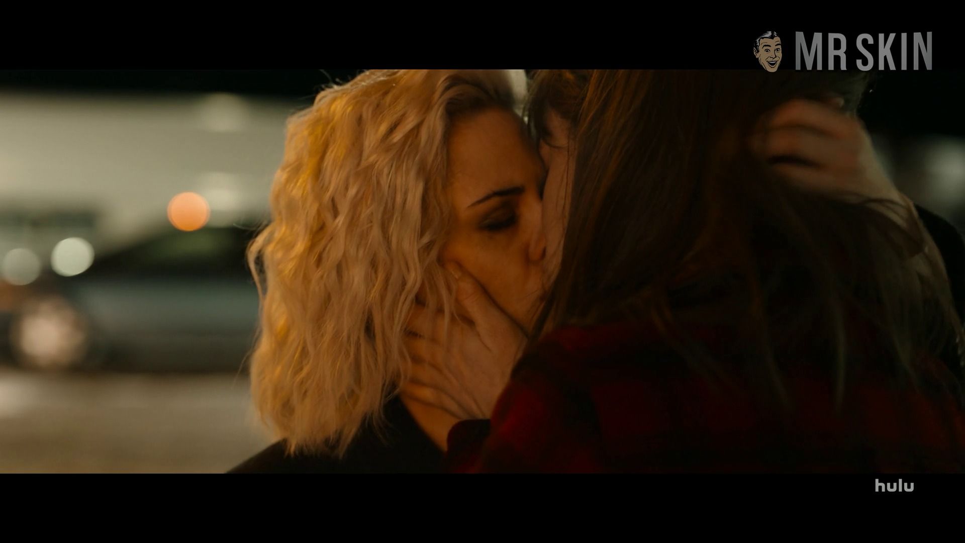 Sexiest Scenes of Abby from Happiest Season. Lesbian, sexy, underwear. 315113