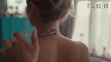 Mia Healey in The Wilds (2020-2022) Bikini Bikini Lesbian 315833