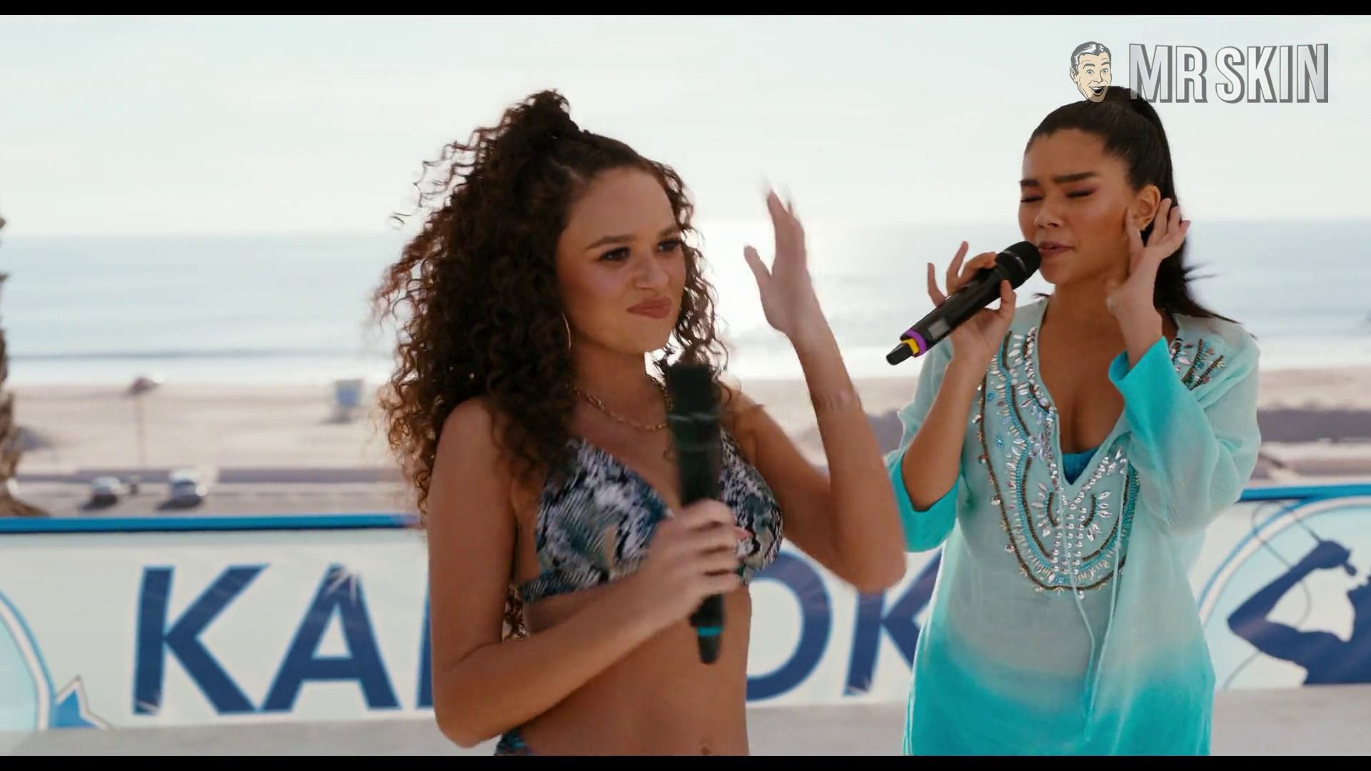 Hottest Madison Pettis Scene in He's All That. Bikini. 327284