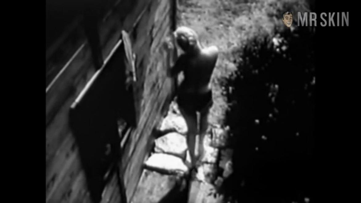 Eva Schauland in Horrors of Spider Island (1960) Bikini Bikini 327491