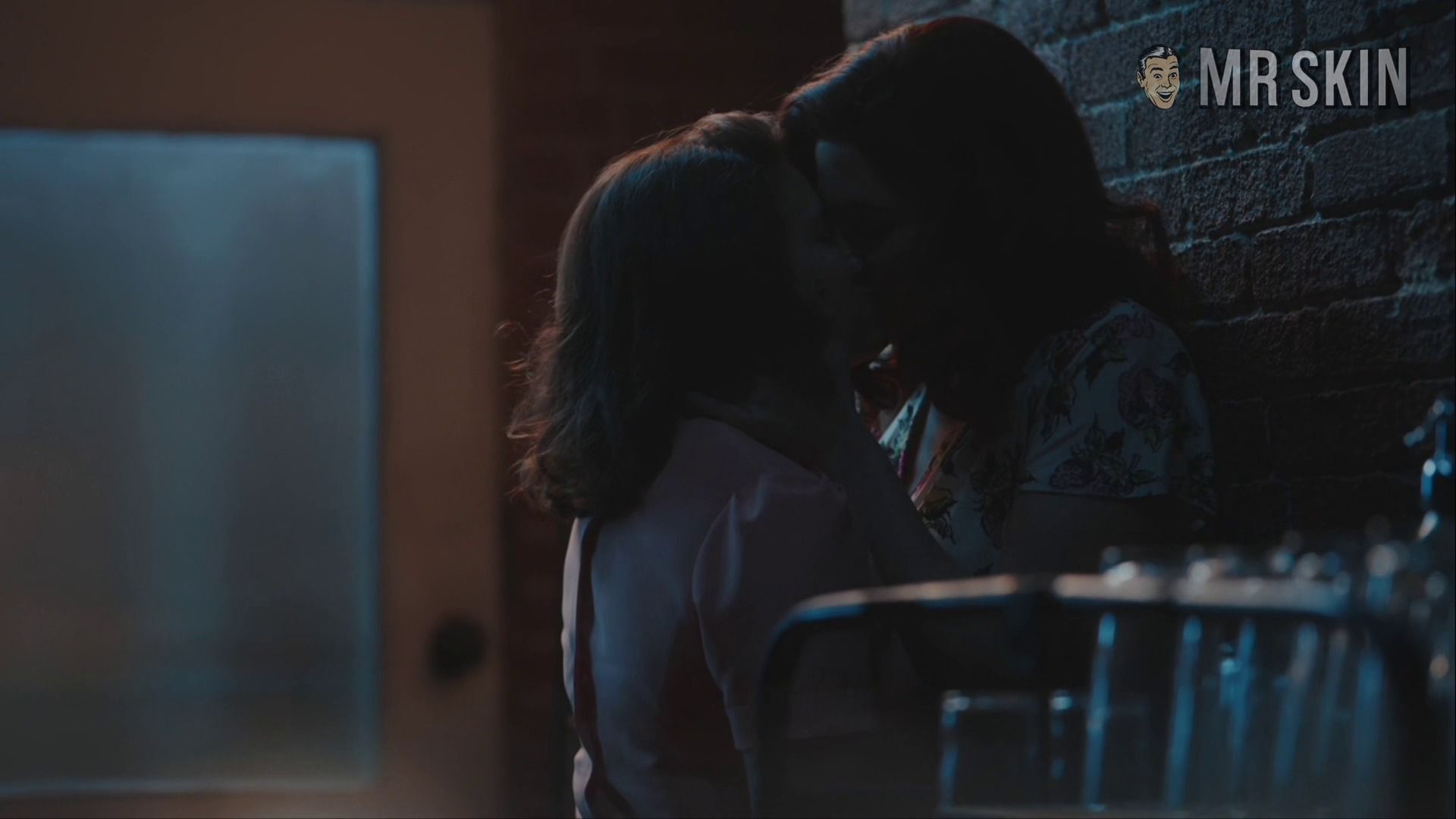 A League of Their Own's Sexiest Scenes with Abbi Jacobson. Lesbian, underwear. 340785