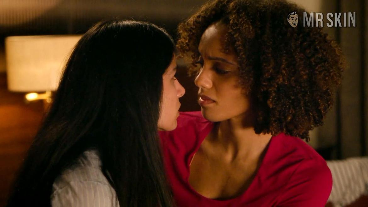 Maisie Richardson-Sellers, Hannah Khalique-Brown in The Undeclared War (2022) Lesbian Sexy Lesbian Sexy 340875