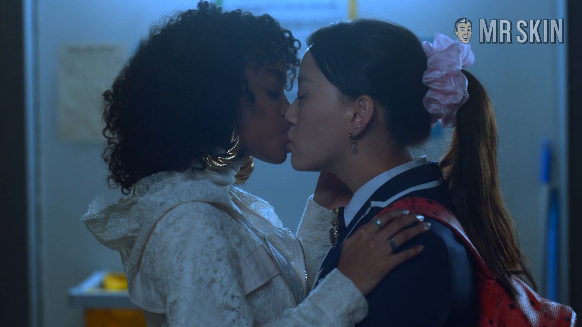 Hottest Gia Kim Scene in XO, Kitty. Lesbian. 344438