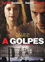 A golpes