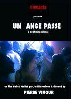 Un ange passe Breasts 75135