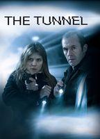 The Tunnel Breasts Bush 107556