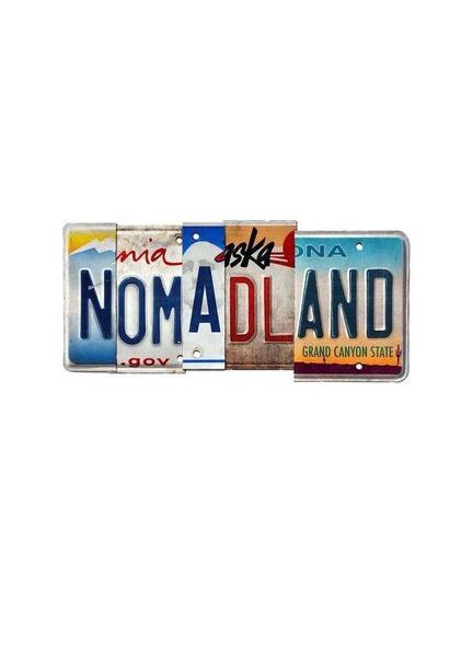 Nomadland Breasts Bush 124889