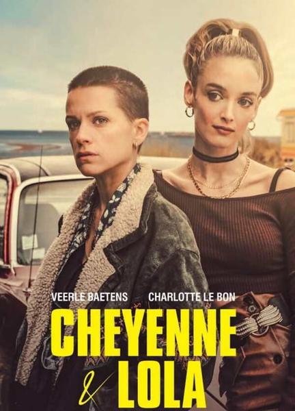 Cheyenne & Lola Breasts Butt 128586